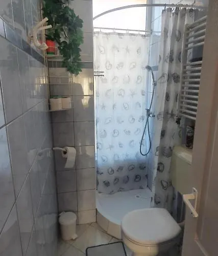 Viola Apartman Hotel