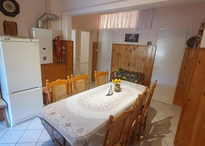 Viola Apartman Hotel