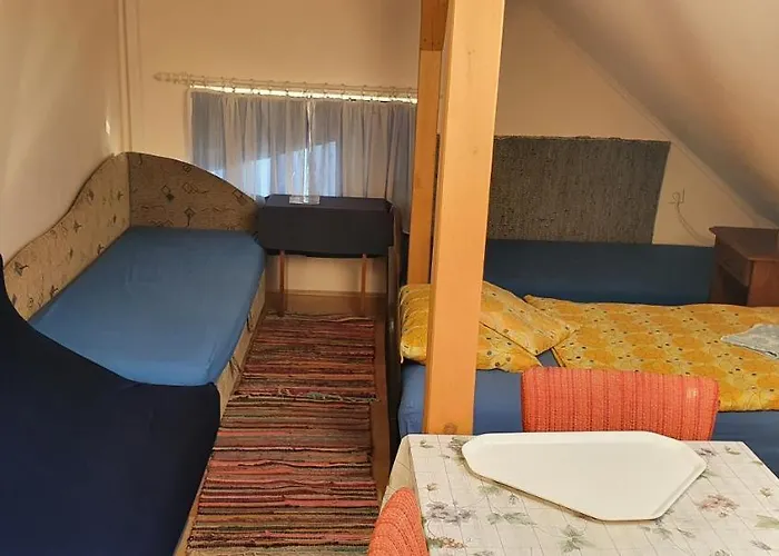 Ξενοδοχείο Viola Apartman