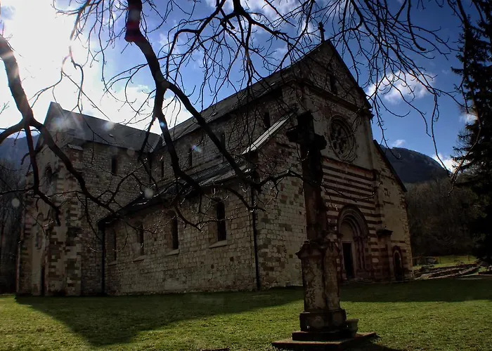 Viola Apartman Hotel